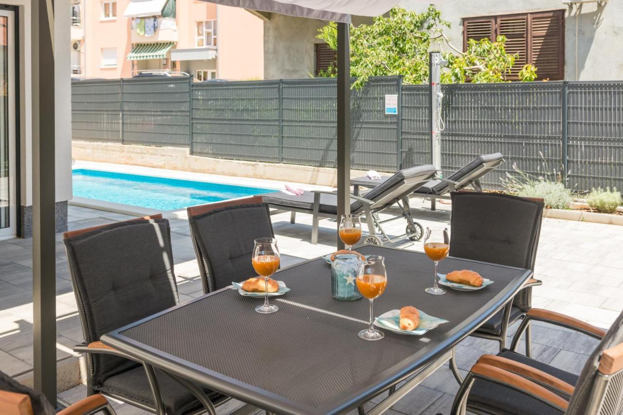New, Private Heated Swimming Pool, Free Parking, Trogir Centar Exterior foto